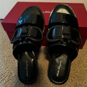 Salvatore Ferragamo Taryn Slide Sandal - Women's